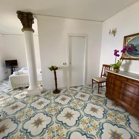 Apartment Villa Don Mimi Guarnaschelli La Dependace