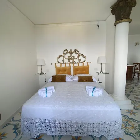Apartment Villa Don Mimi Guarnaschelli La Dependace