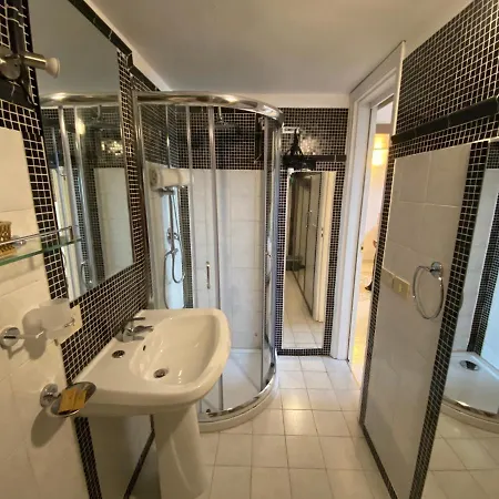 Apartment Villa Don Mimi Guarnaschelli La Dependace Taormina