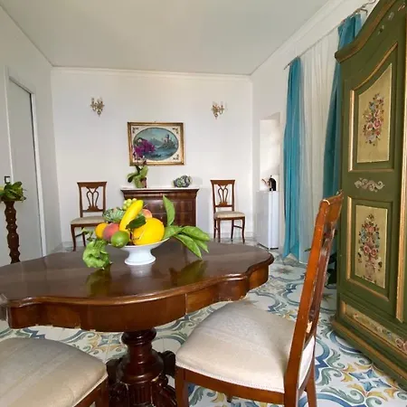 Don Mimi Guarnaschelli La Dependace Appartement